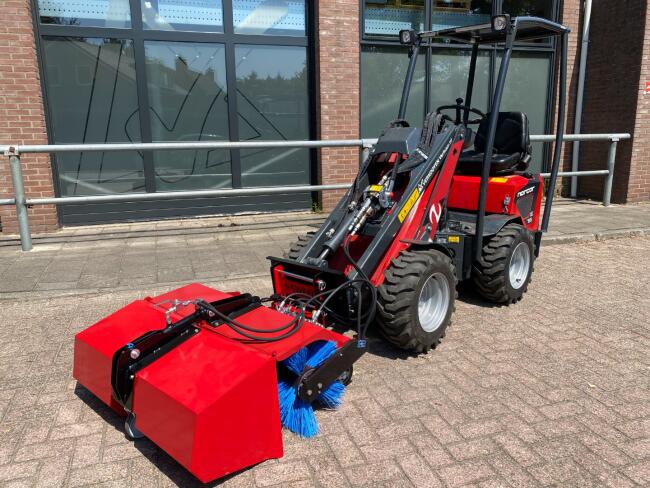 2022 M-Sweep HSTV400 P/105cm Veegmachine VK8497 | Aanbouwdelen | Veegmachine / Borstel