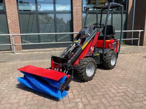 1 M-Sweep HSTV400 P/120cm Veegmachine