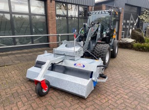 1 M-Sweep HSTV 600SP 175 G Veegmachine Giant