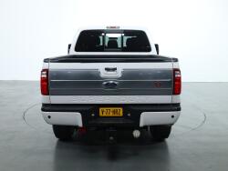 2015 Ford F250 Super Duty Platinum V8 6.2L Lariat Benzine VT809 | Transport | Auto's