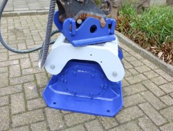 2025 Saes HST007 RM CW05 Trilblok Minigraver VK10190 | Aanbouwdelen | Trilblok