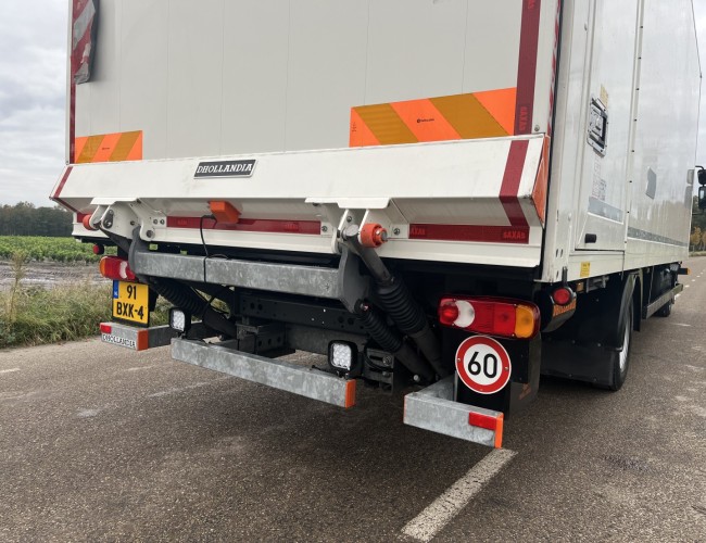 2024 DAF LF230 Bakwagen 720cm met laadklep VT815 | Transport | Vrachtwagen