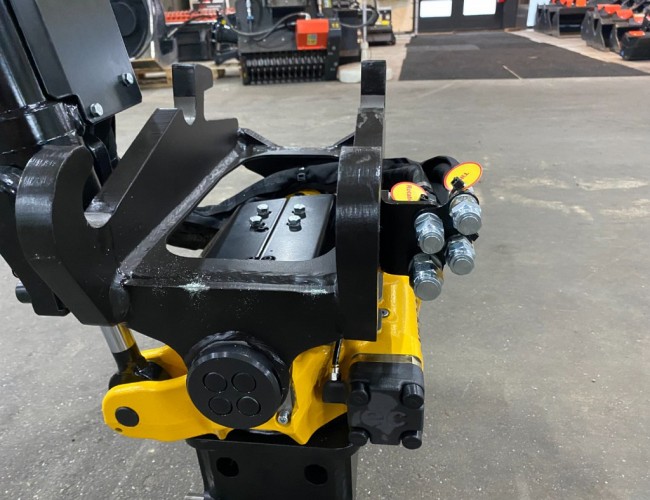2025 Engcon EC204 Tiltrotator CW05-CW05 SS9 (afneembaar) VK10307 | Aanbouwdelen | Draaikantelstuk