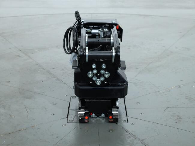 2025 Compacttilt CTR3 Draaikantelstuk HS4 S40 - KX027-4 DV1315 | Aanbouwdelen | Draaikantelstuk