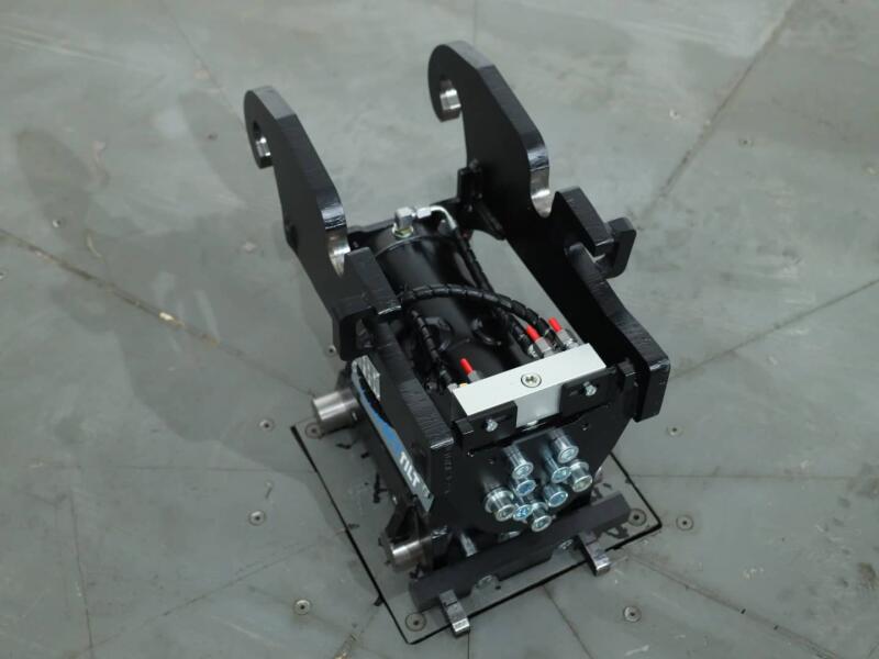 2026 Compacttilt CT3 Kantelstuk CW05 - CW05 Afneembaar ADV1299 | Aanbouwdelen | Kantelstuk