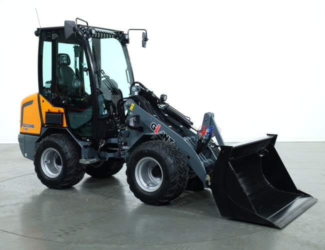 2025 Giant G2500 X-tra HD (Cabine) VK10416 | Wiellader | Mini Shovel