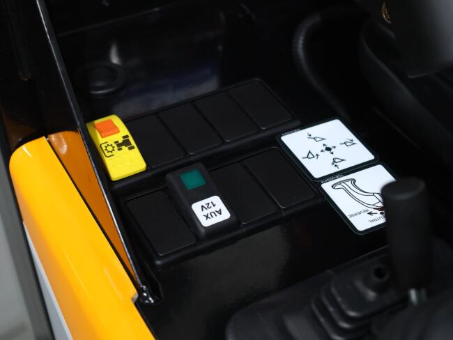 2026 Giant G2300 X-tra HD VV1500 | Wiellader | Mini Shovel