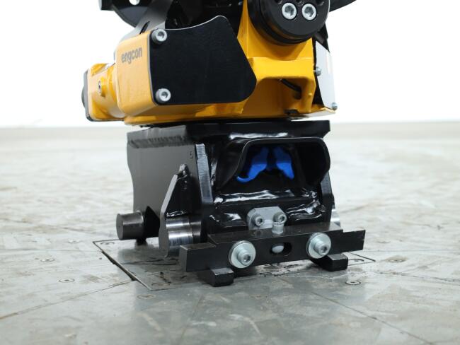 2026 Engcon EC204 Tiltrotator CW05-CW05 SS9 (afneembaar) VK10625 | Aanbouwdelen | Draaikantelstuk