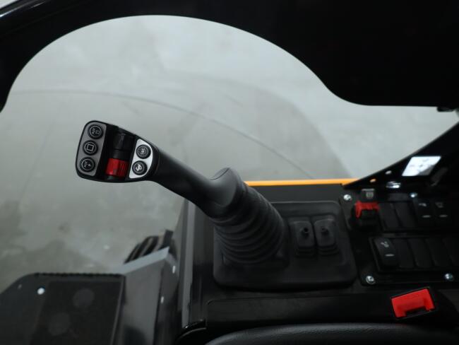 2026 Giant G2700 X-tra HD+ VK10868 | Wiellader | Mini Shovel