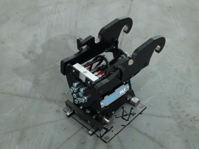 2026 Compacttilt CT3-HS4 CW05 - CW05 Afneembaar Kantelstuk VK10857 | Aanbouwdelen | Kantelstuk