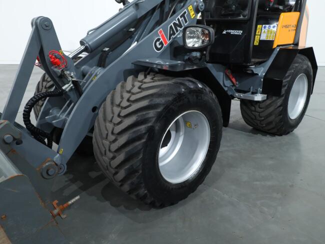 2017 Giant V452T X-tra HD VK10880 | Wiellader | Mini Shovel