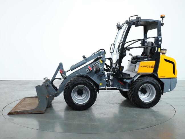 2017 Giant V452T X-tra HD VK10880 | Wiellader | Mini Shovel