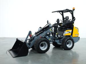 2026 Giant G2300 X-tra HD VK10911