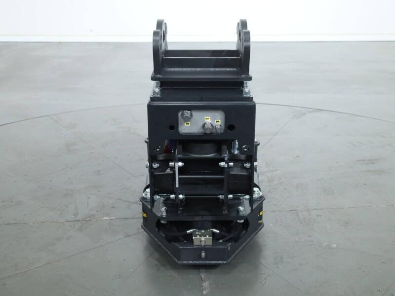 2026 Cangeo Plury W2 62 Trilblok met gripper CW10 (6-11t) VK11010 | Aanbouwdelen | Trilblok