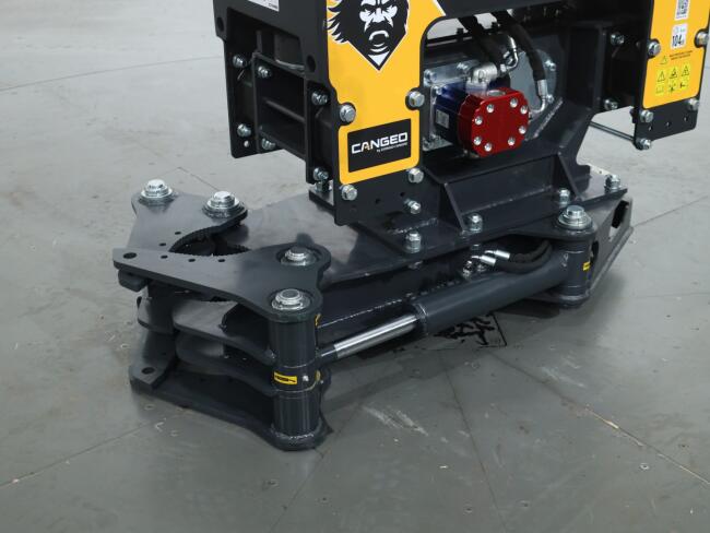 2026 Cangeo Plury W2 62 Trilblok met gripper CW10 (6-11t) VK11010 | Aanbouwdelen | Trilblok