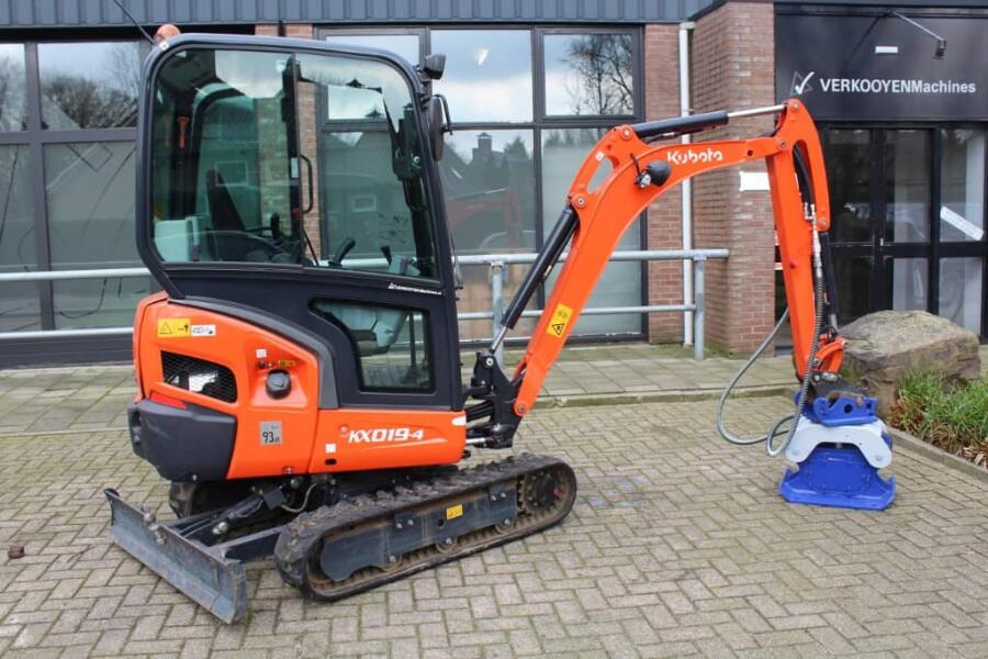 2025 Saes HST007 RM CW05 Trilblok Minigraver VK11092 | Aanbouwdelen | Trilblok